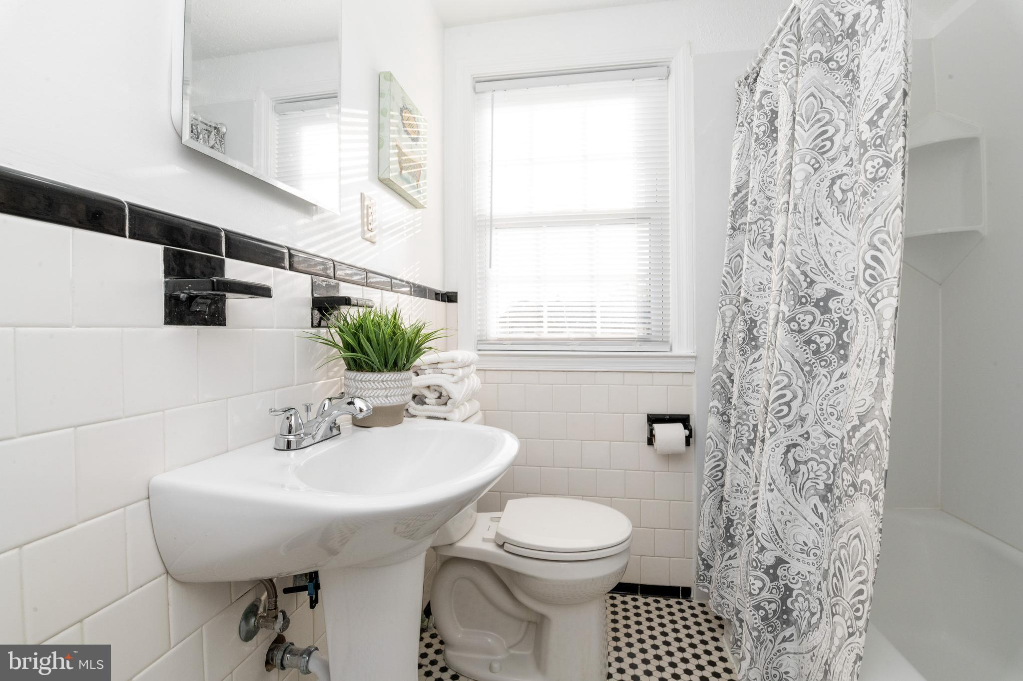 1608 Hardwick Road Towson, MD 21286 - Photo 17 of 30 Updated & Fresh Bath