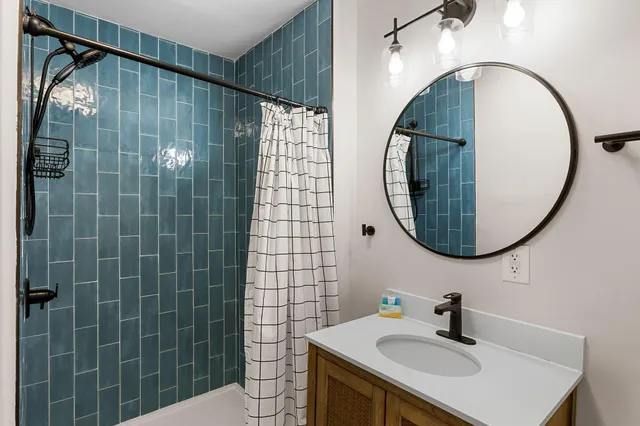 $449,000 | 22 Bee Street, Unit B, Charleston, SC 29403