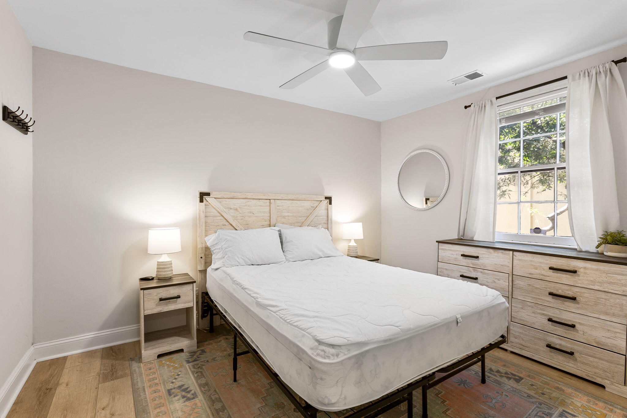 22 Bee Street, Unit B Charleston, SC 29403 - Photo 8 of 14 Bedroom 1