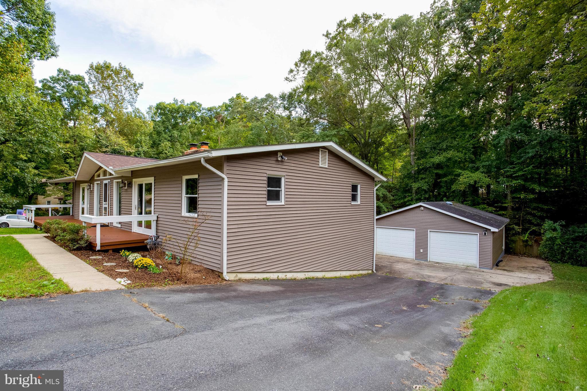 18345 Sharon Road Triangle, VA 22172 - Photo 23 of 30 Exterior (Front)