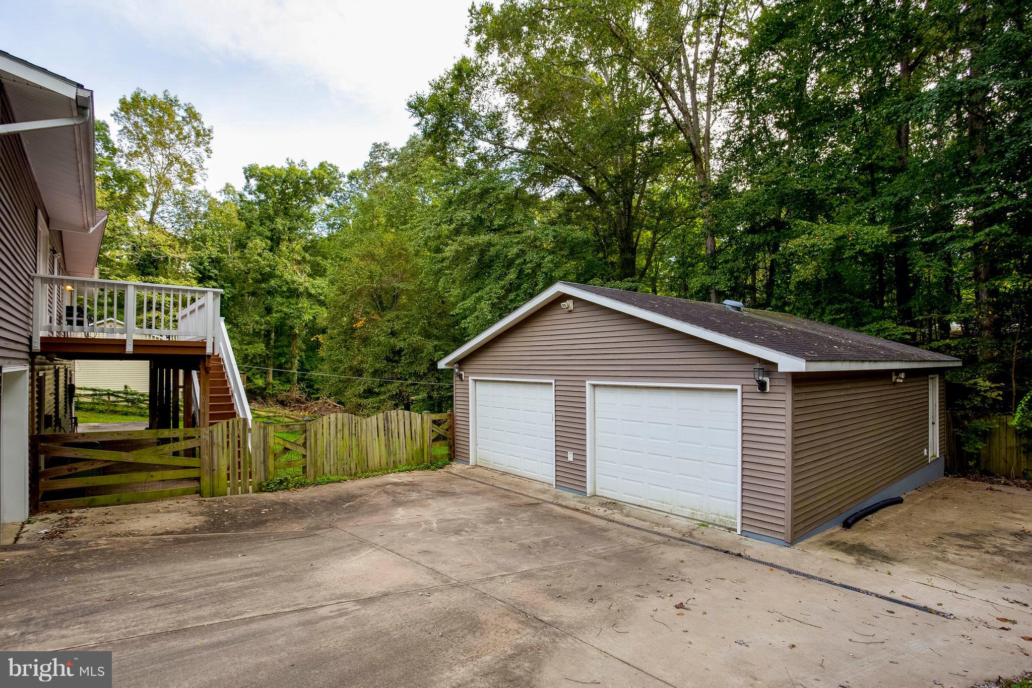 18345 Sharon Road Triangle, VA 22172 - Photo 24 of 30 Exterior (Rear)