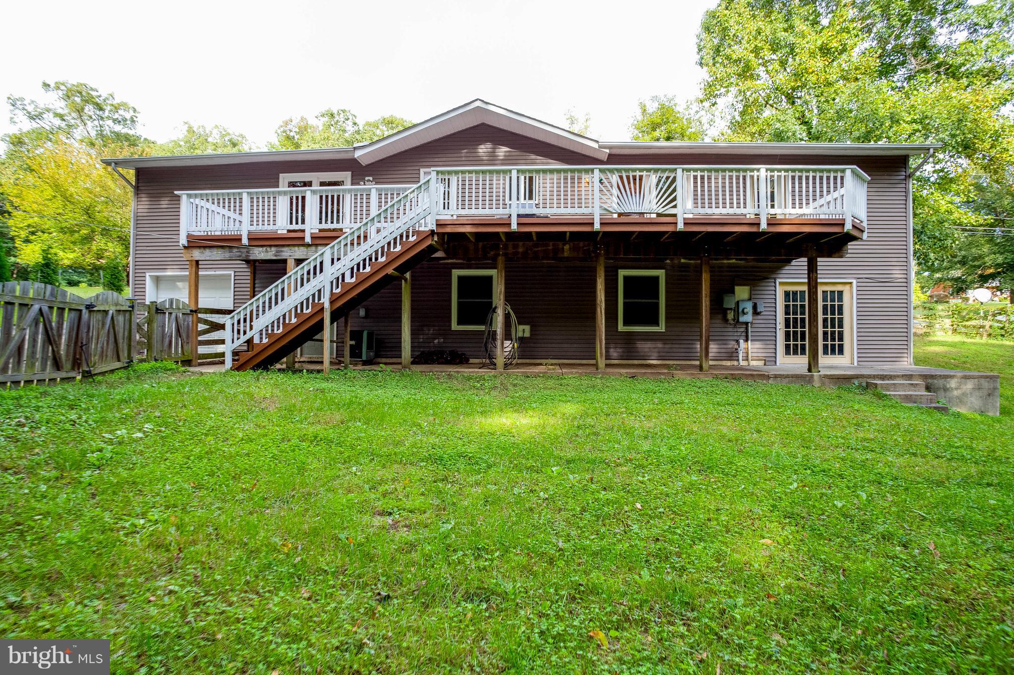 18345 Sharon Road Triangle, VA 22172 - Photo 29 of 30 Exterior (Rear)