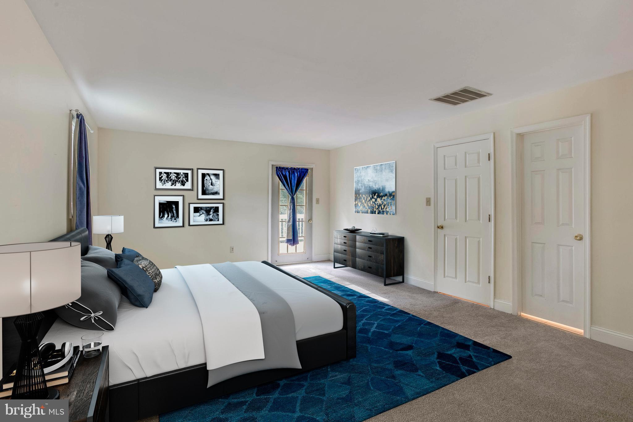 Bedroom (Master)