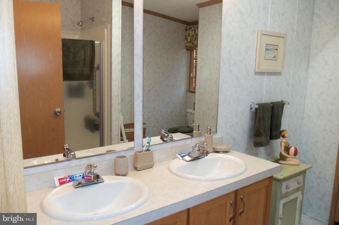 13333 Colonial Road Ocean City, MD 21842 - Photo 14 of 30 Gallery Image 14