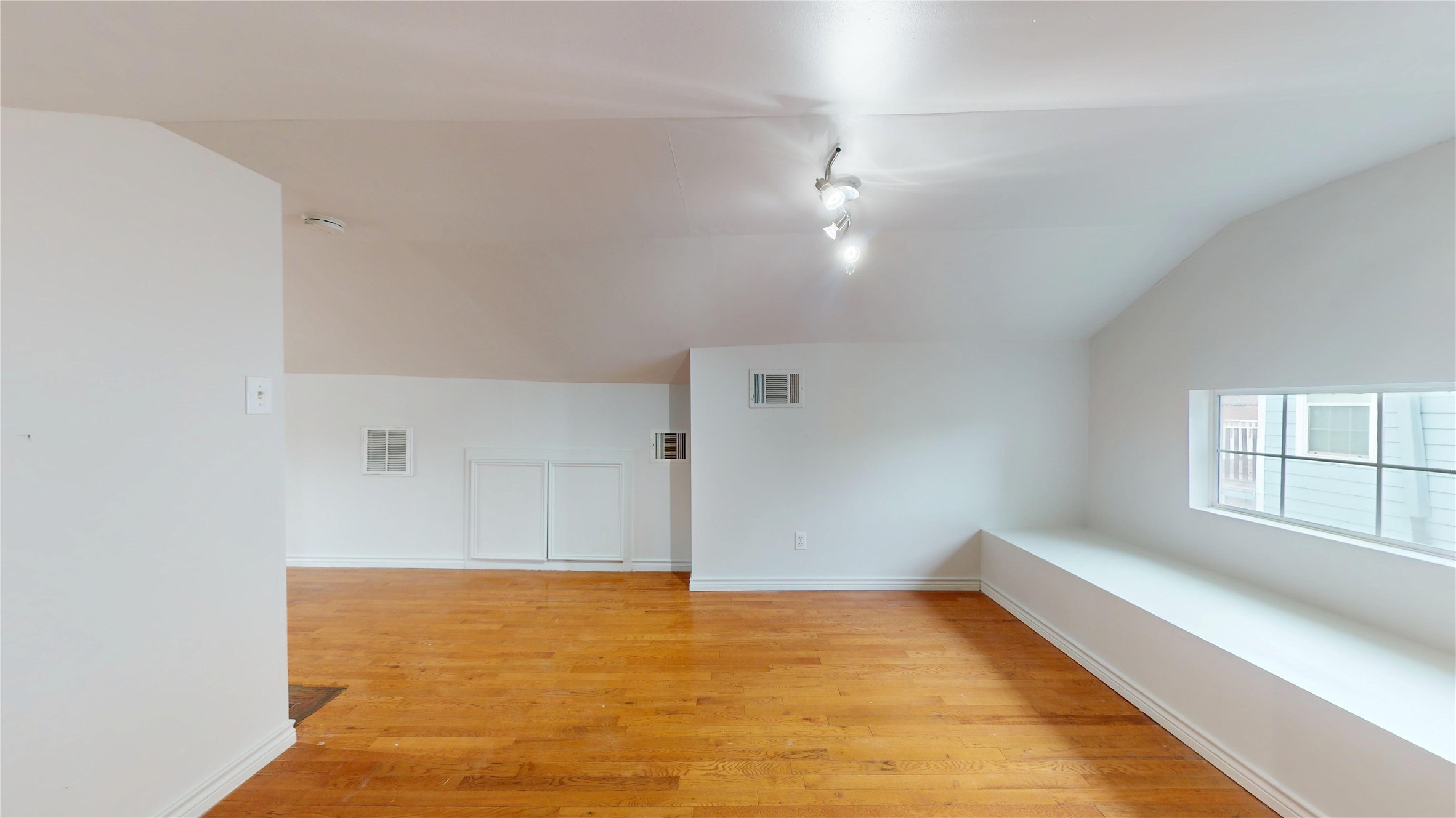 101 Eastgate Street Houston, TX 77012 - Photo 41 of 49