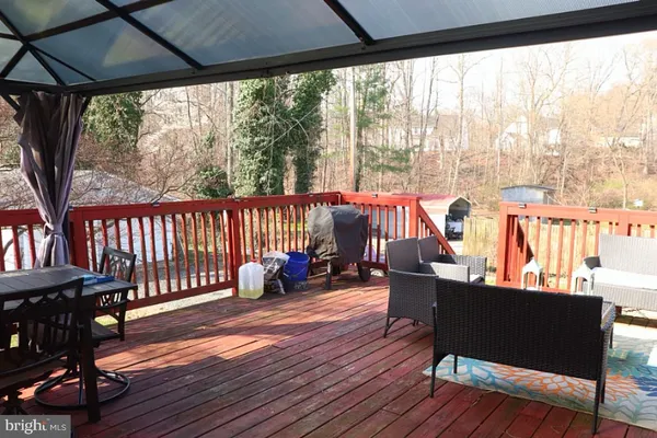 a outdoor view with a sitting space