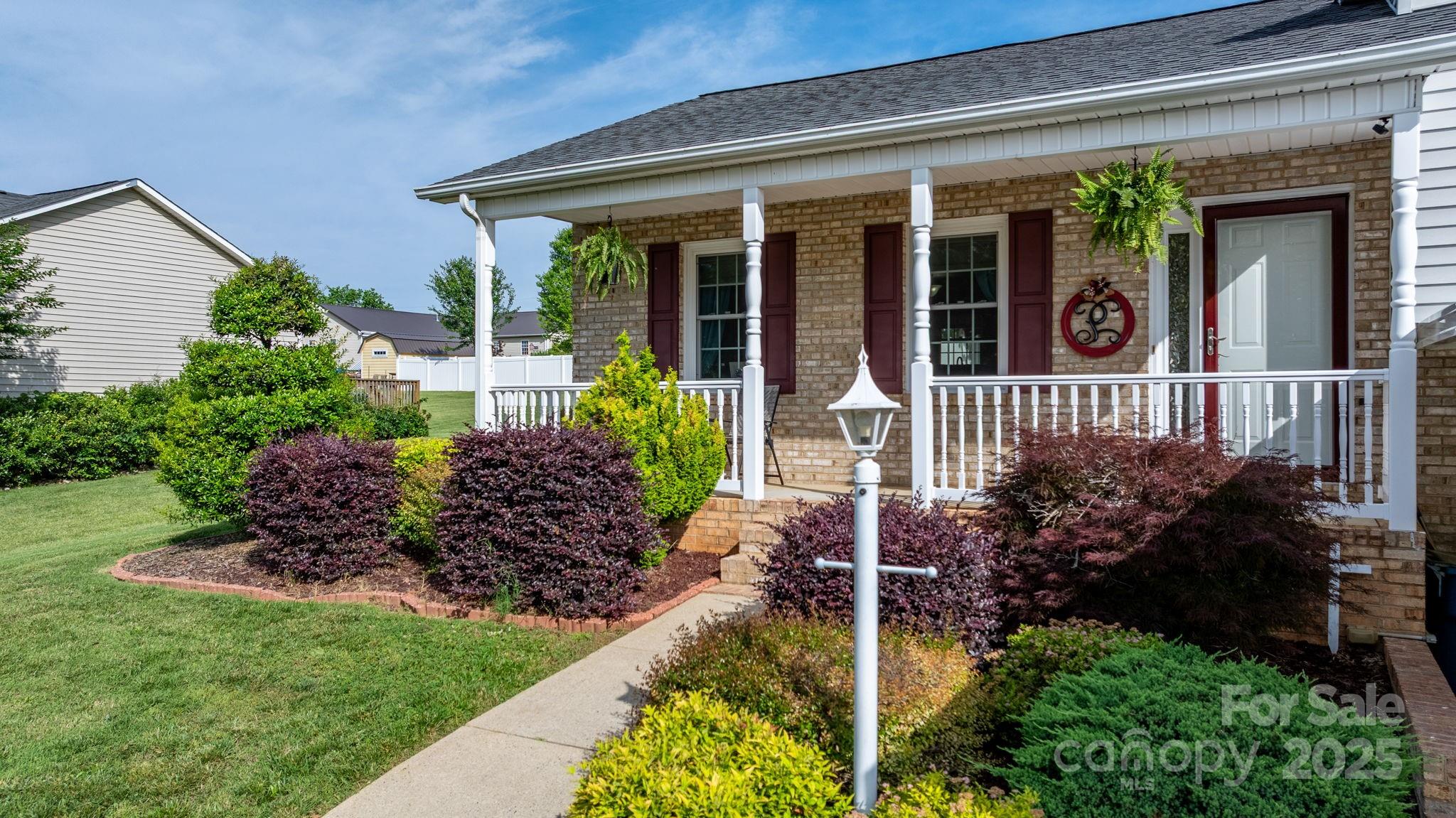 10 Hunters Ridge Court Granite Falls, NC 28630 - Photo 3 of 28 Gallery Image 3