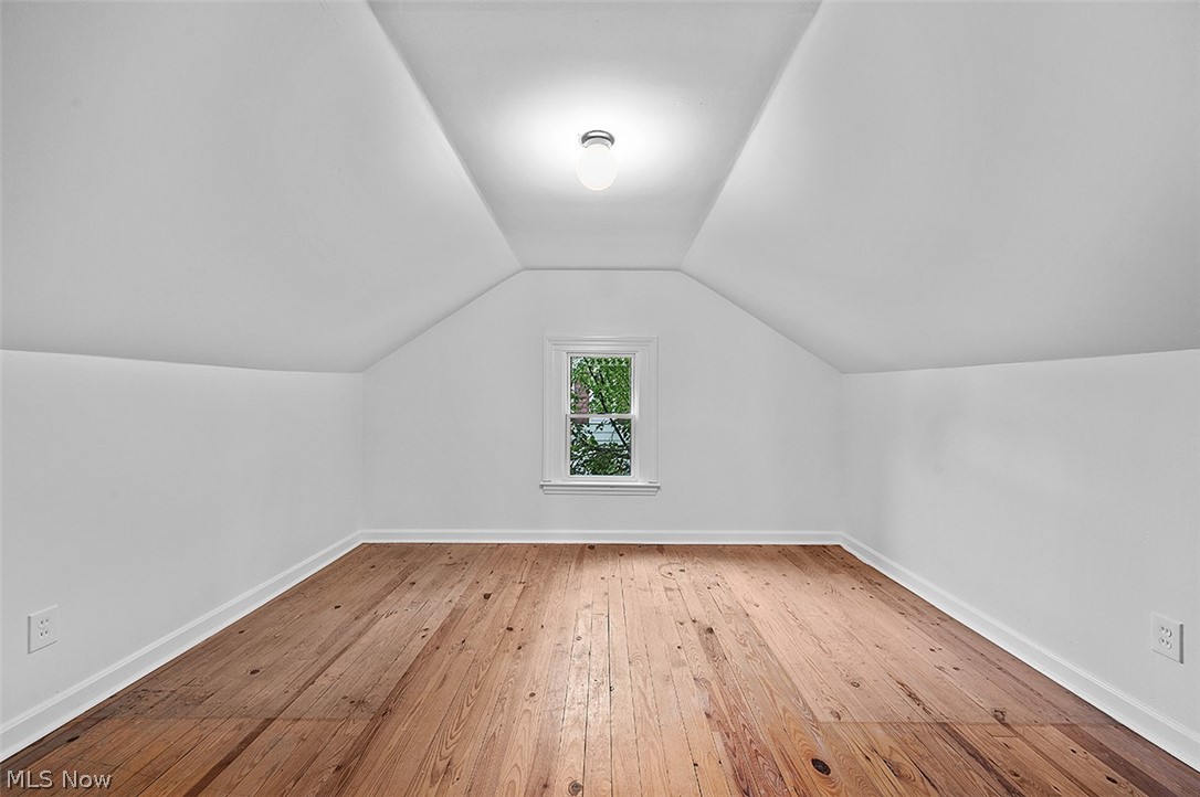 2392 Dysart Road Cleveland, OH 44118 - Photo 25 of 33 Gallery Image 25