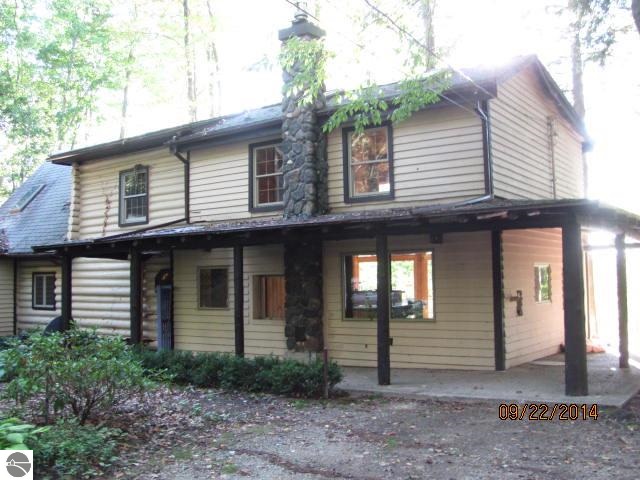 2512 Birch Road Grawn, MI 49637 - Photo 6 of 21 1792943-5.JPG