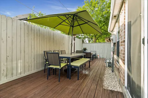$419,000 | 5714 Innsbruck Street, Bellaire, TX 77401