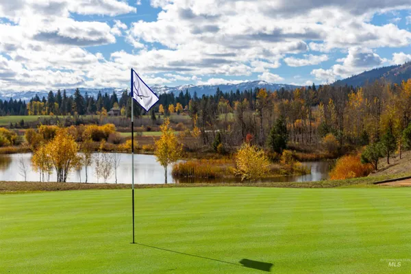 $399,000 | 75 Arling Center Court, Unit 316, Donnelly, ID 83615