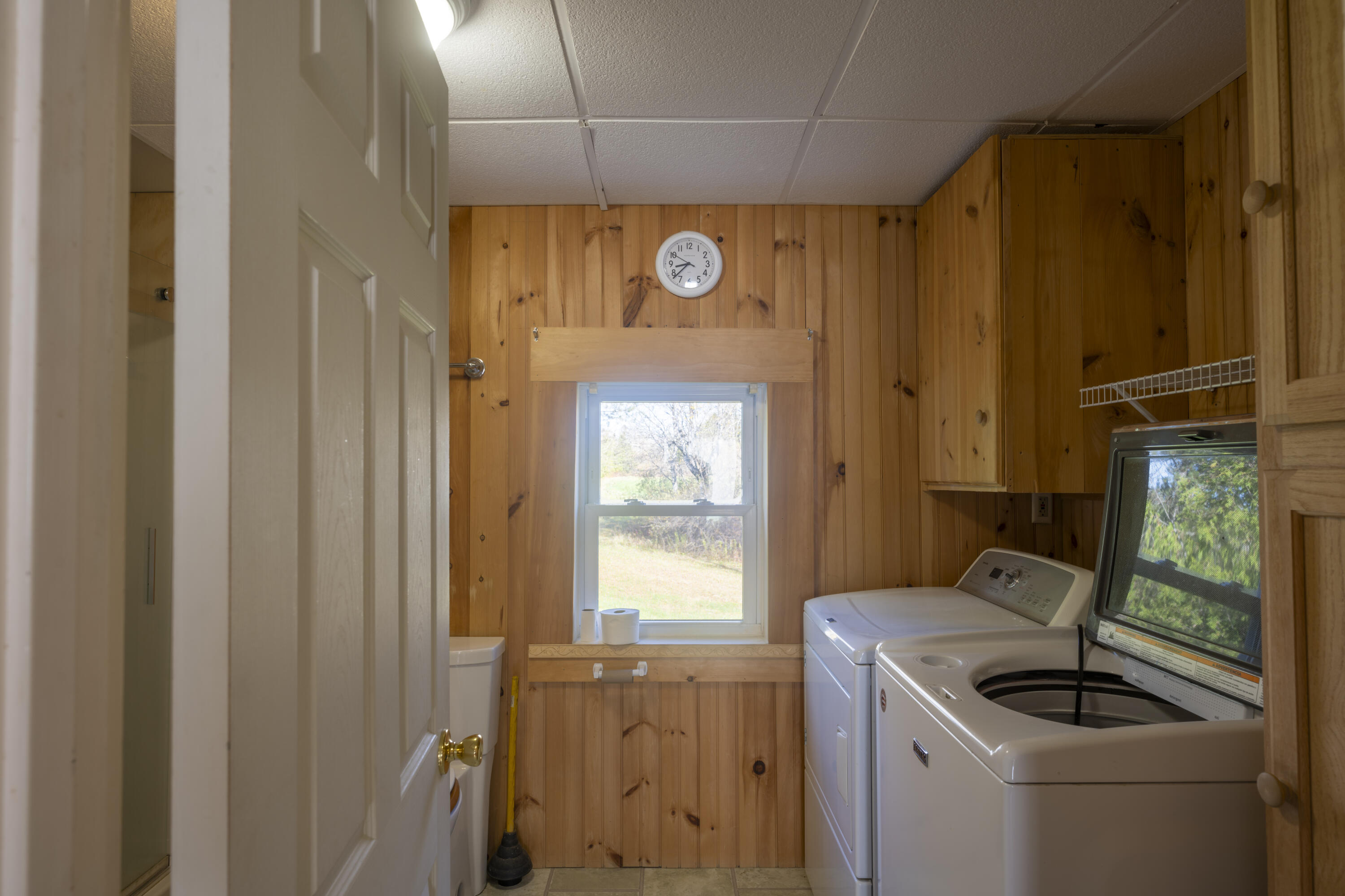 94 Town Line Road Houlton, ME 04730 - Photo 20 of 55 Washer & Dryer