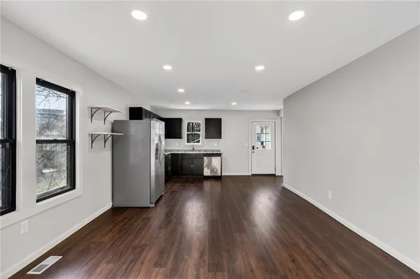 $207,500 | 724 North Osage Street, Independence, MO 64050