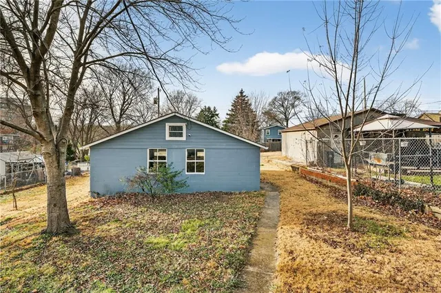 $210,000 | 724 North Osage Street, Independence, MO 64050