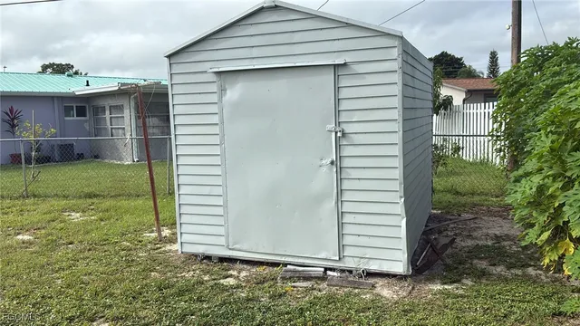 $1,400 | 121 Andros Street, Lehigh Acres, FL 33936