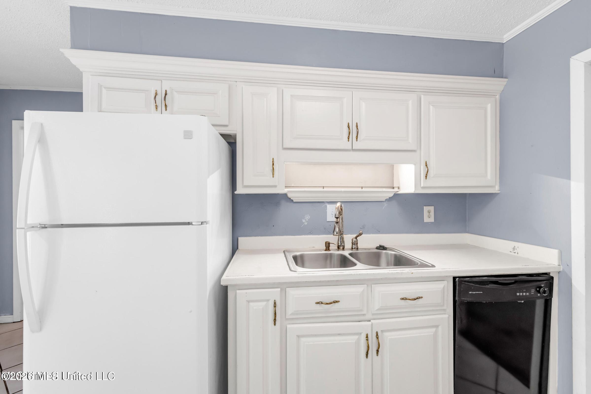 2530 Old Bay Road Biloxi, MS 39531 - Photo 10 of 23 oldbay10