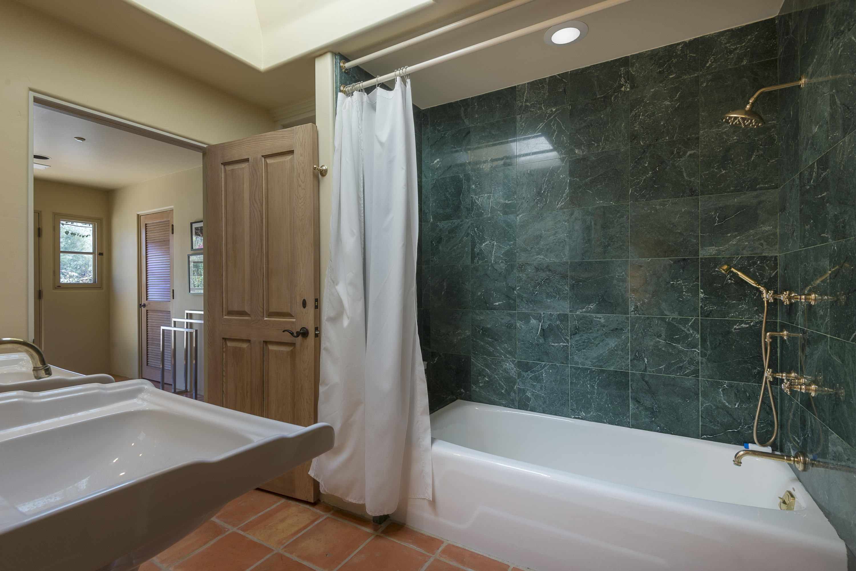 300 Santa Rosa Lane Santa Barbara, CA 93108 - Photo 15 of 27 BathRoom3