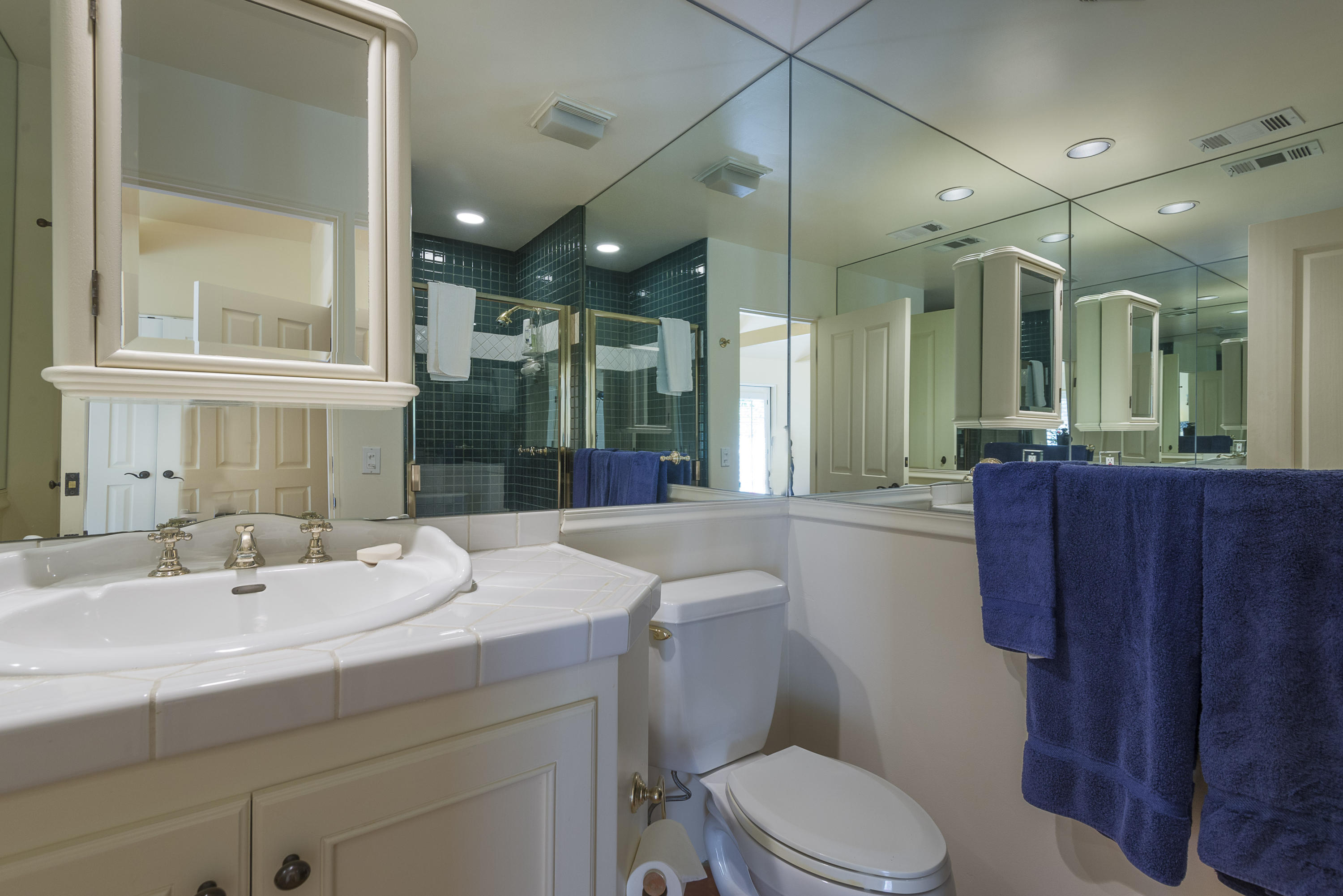 300 Santa Rosa Lane Santa Barbara, CA 93108 - Photo 16 of 27 BathRoom4