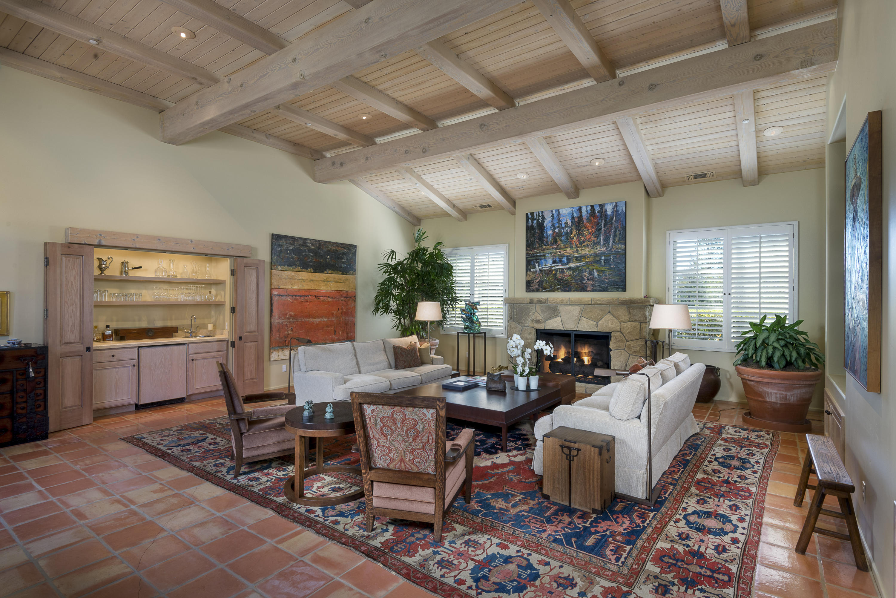300 Santa Rosa Lane Santa Barbara, CA 93108 - Photo 21 of 27 LivingRoom
