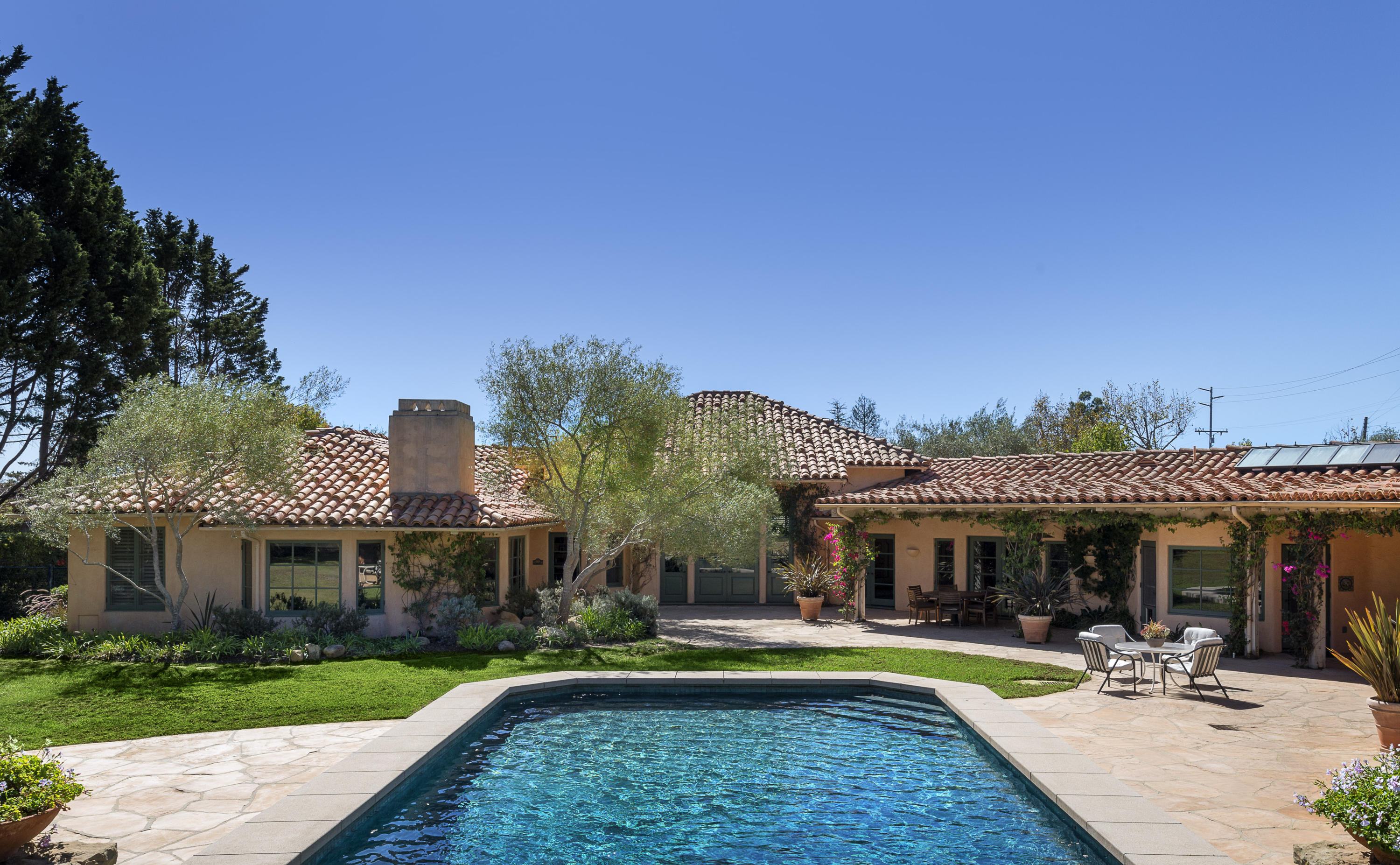 300 Santa Rosa Lane Santa Barbara, CA 93108 - Photo 25 of 27 PoolView2