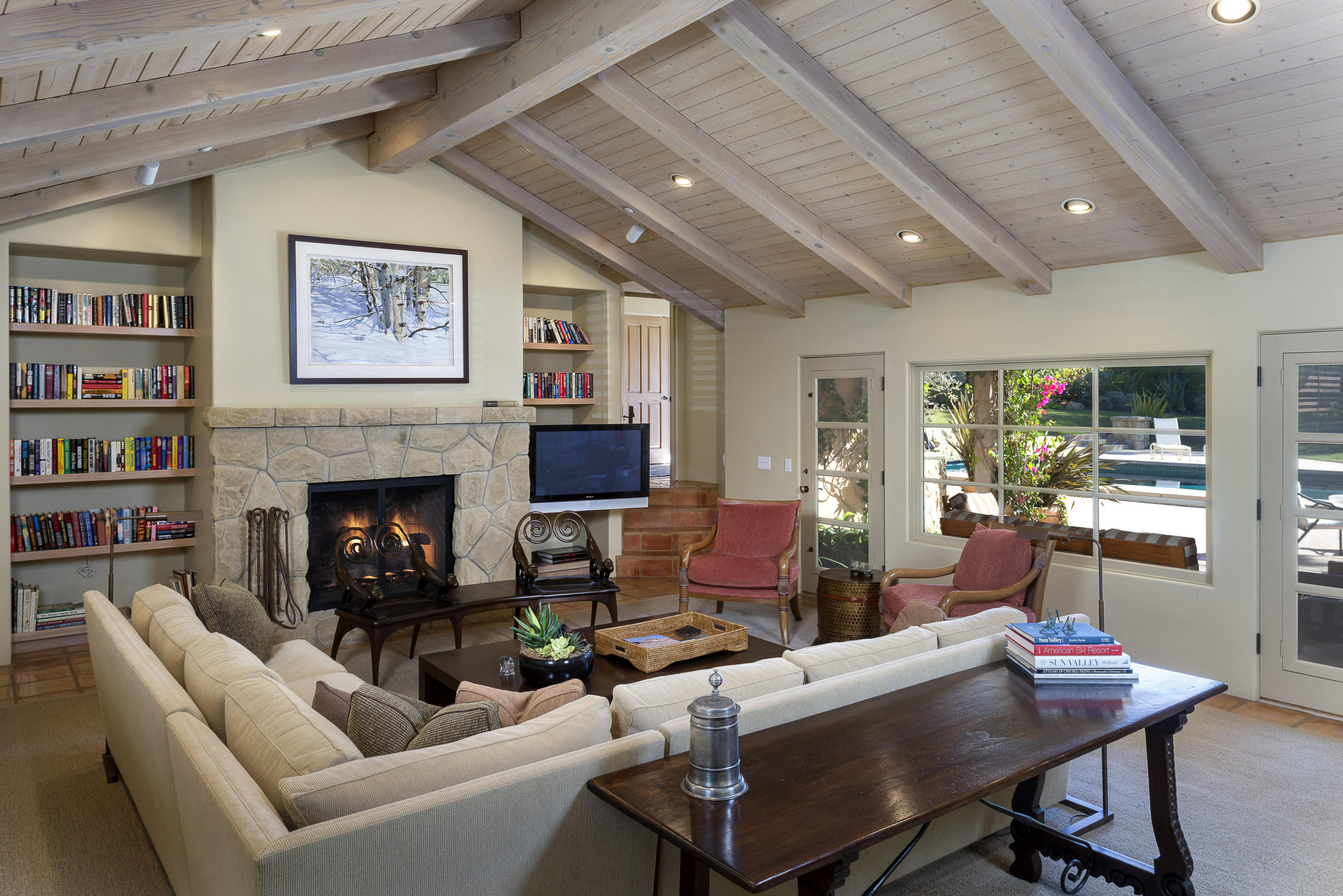300 Santa Rosa Lane Santa Barbara, CA 93108 - Photo 3 of 27 2. FamilyRoom