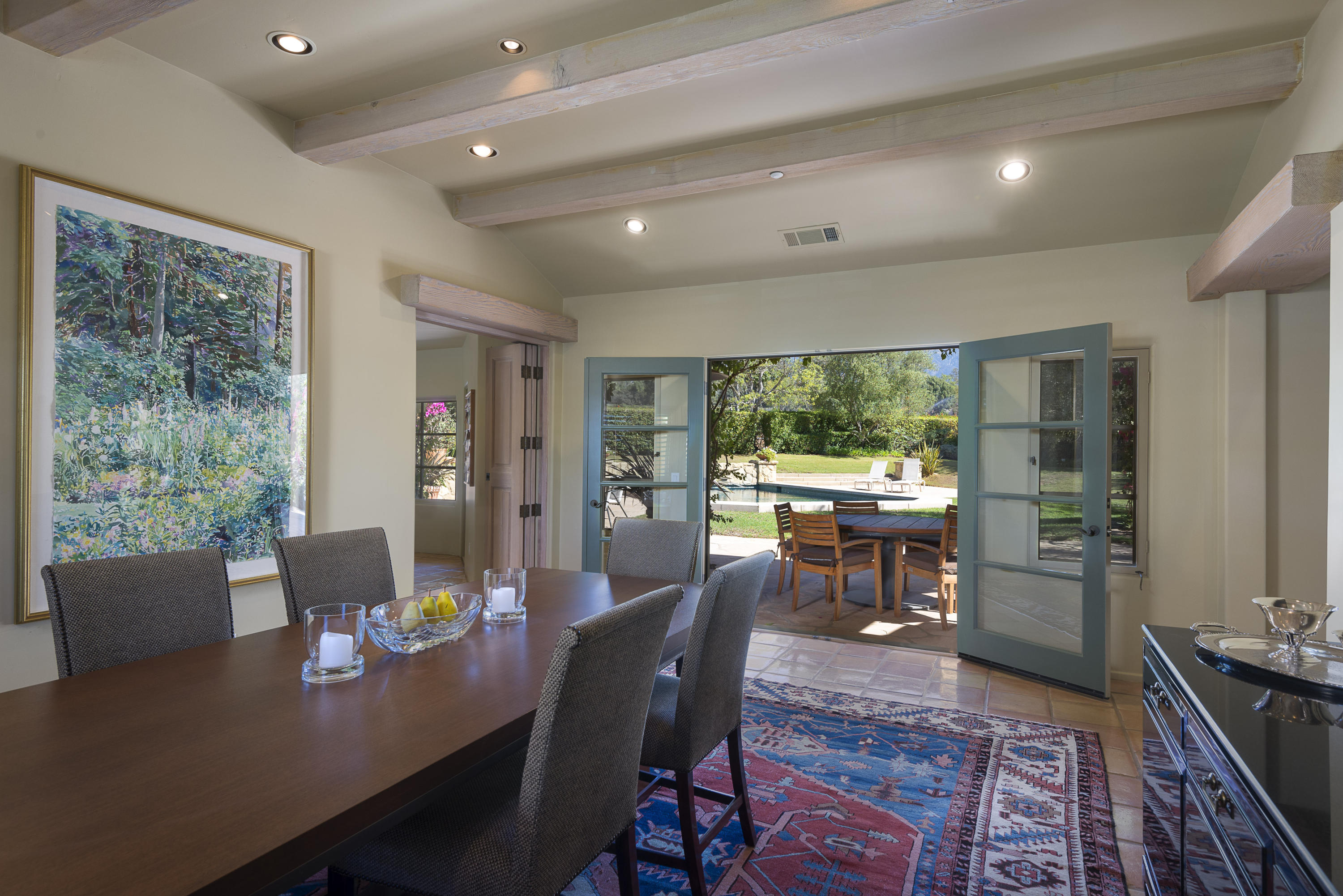 300 Santa Rosa Lane Santa Barbara, CA 93108 - Photo 6 of 27 5. Dining