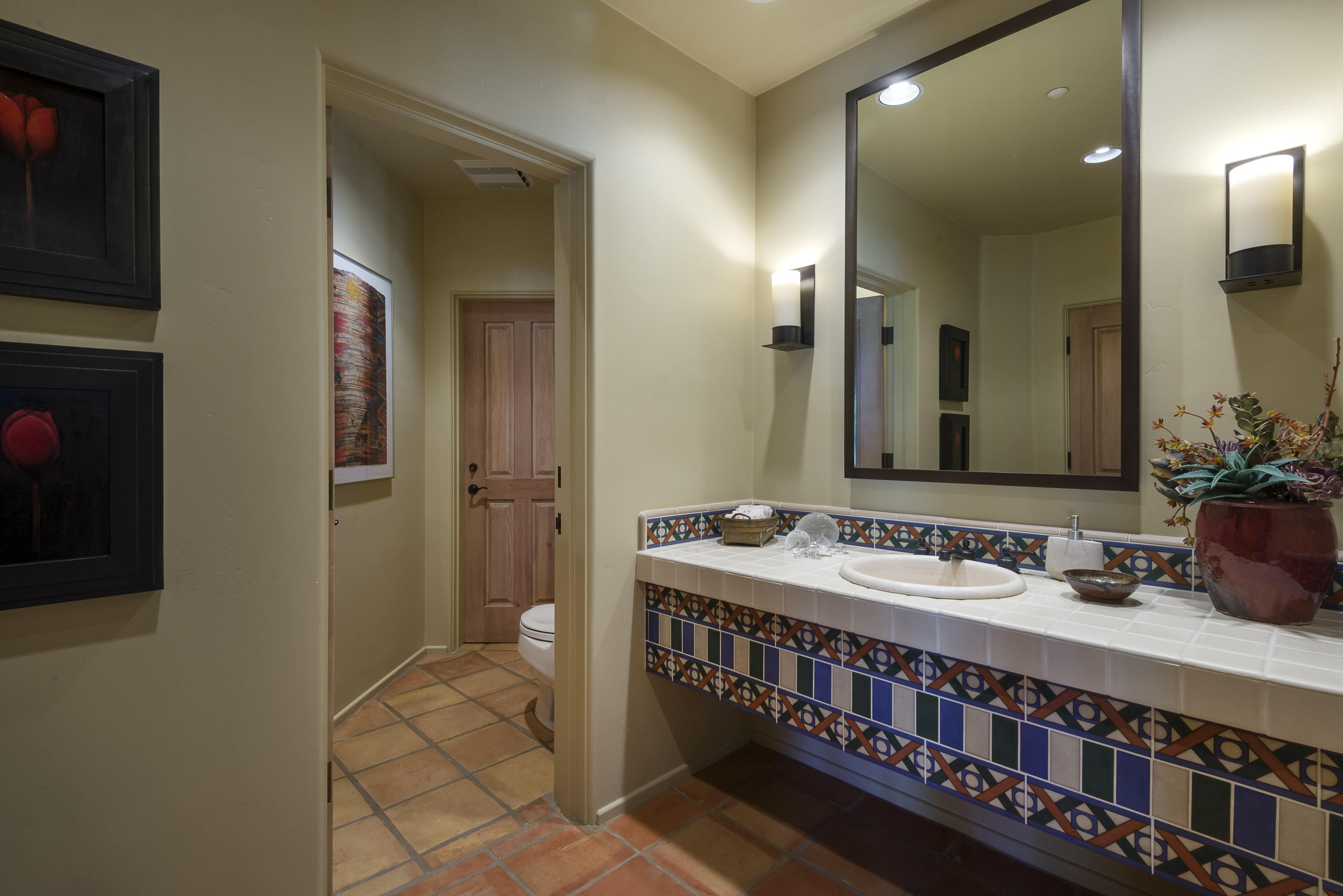 300 Santa Rosa Lane Santa Barbara, CA 93108 - Photo 7 of 27 5.1 BathRoom2