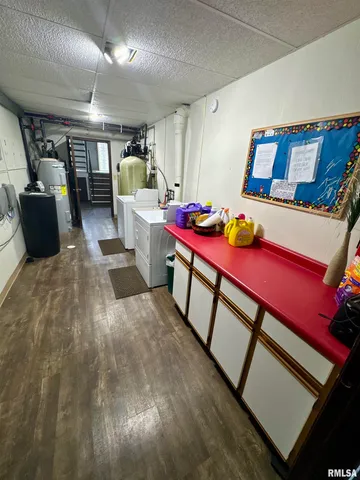 $1,000 | 4211 Highway 6, Unit 1, Coal Valley, IL 61240