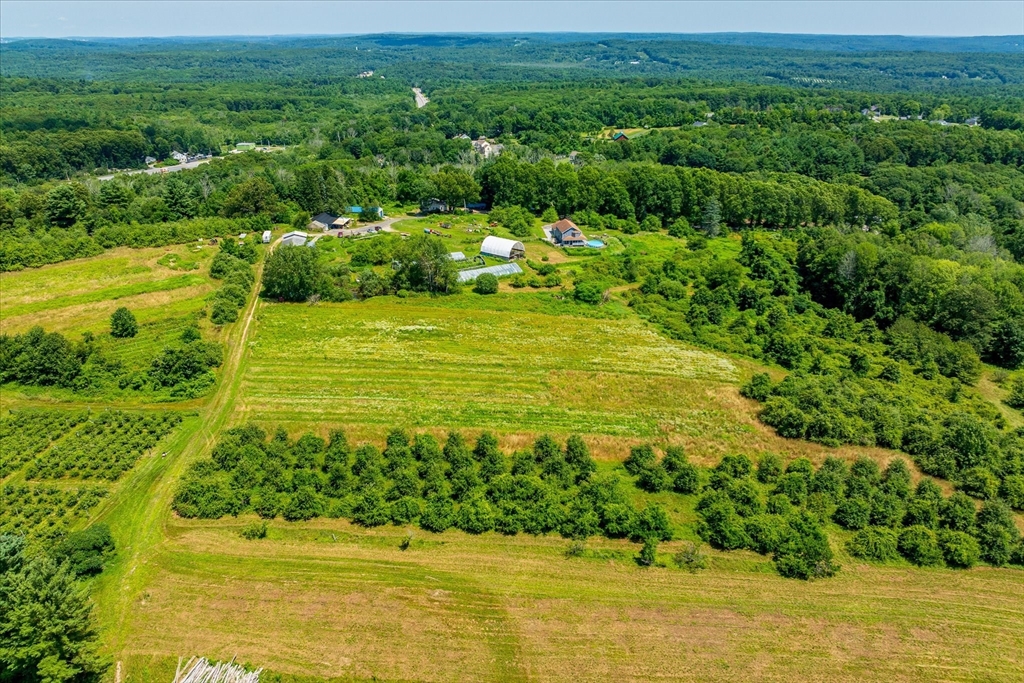 13 L Turner Road Charlton, MA 01507 - Photo 4 of 15 Gallery Image 4