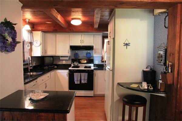 108 Georgetown Road Boxford, MA 01921 - Photo 7 of 17