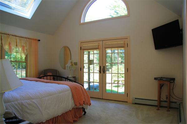 108 Georgetown Road Boxford, MA 01921 - Photo 10 of 17