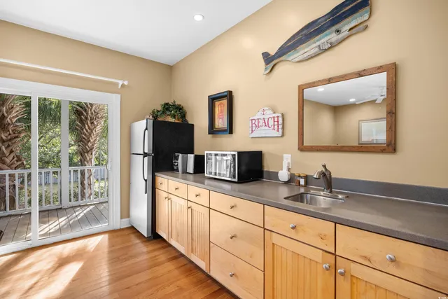 $1,895,000 | 69 County Rd S-22-424, Pawleys Island, SC 29585