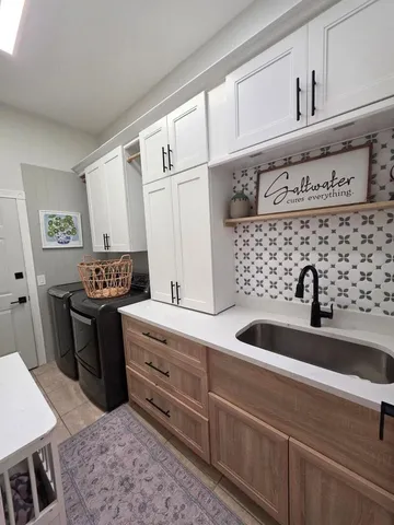 $735,000 | 7570 Southeast Bay Cedar Circle, Hobe Sound, FL 33455