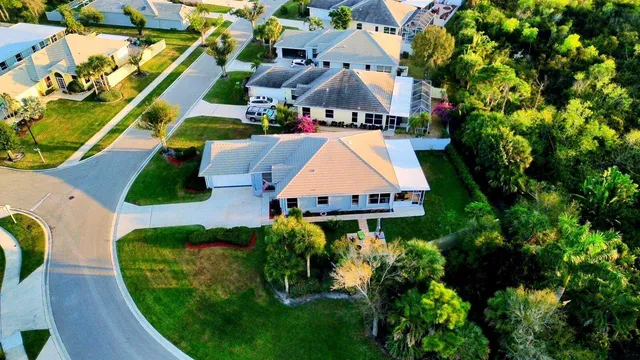 $735,000 | 7570 Southeast Bay Cedar Circle, Hobe Sound, FL 33455
