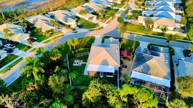 $735,000 | 7570 Southeast Bay Cedar Circle, Hobe Sound, FL 33455