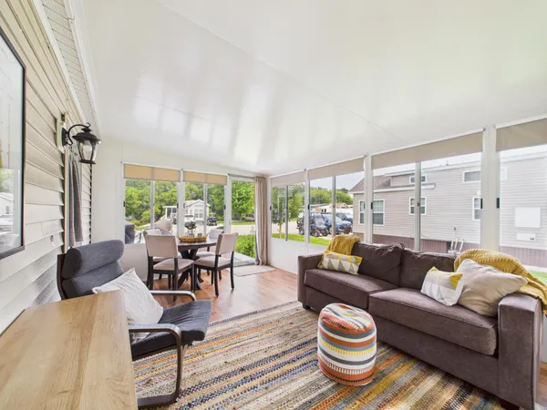 $105,000 | 20965 South Lakeshore Drive, Unit 10, Glenwood, MN 56334