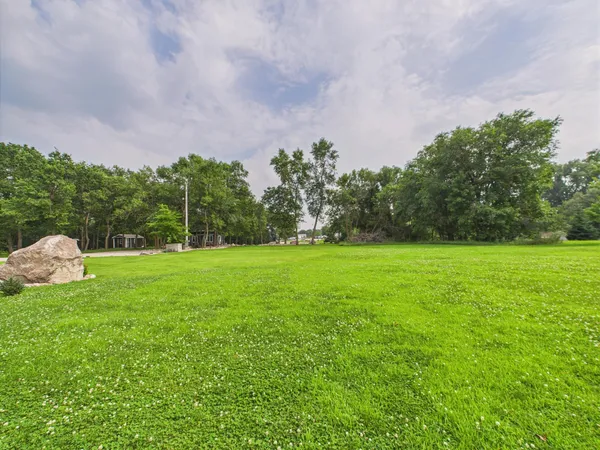 $105,000 | 20965 South Lakeshore Drive, Unit 10, Glenwood, MN 56334