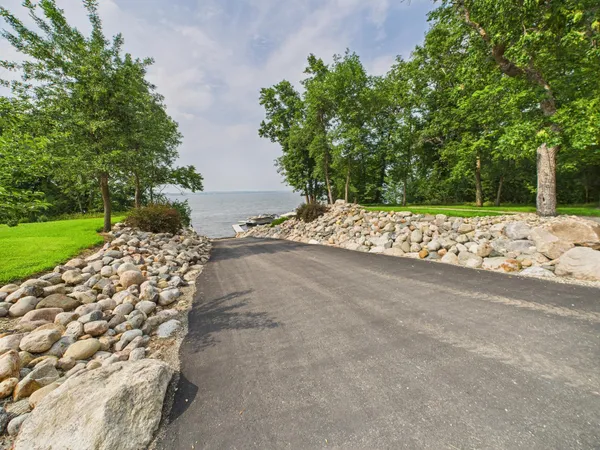 $105,000 | 20965 South Lakeshore Drive, Unit 10, Glenwood, MN 56334