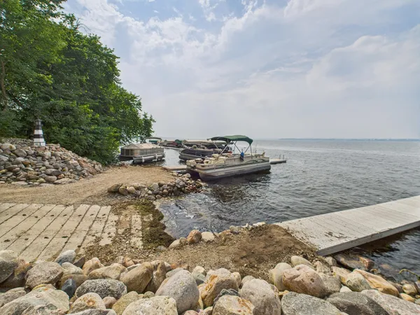 $105,000 | 20965 South Lakeshore Drive, Unit 10, Glenwood, MN 56334