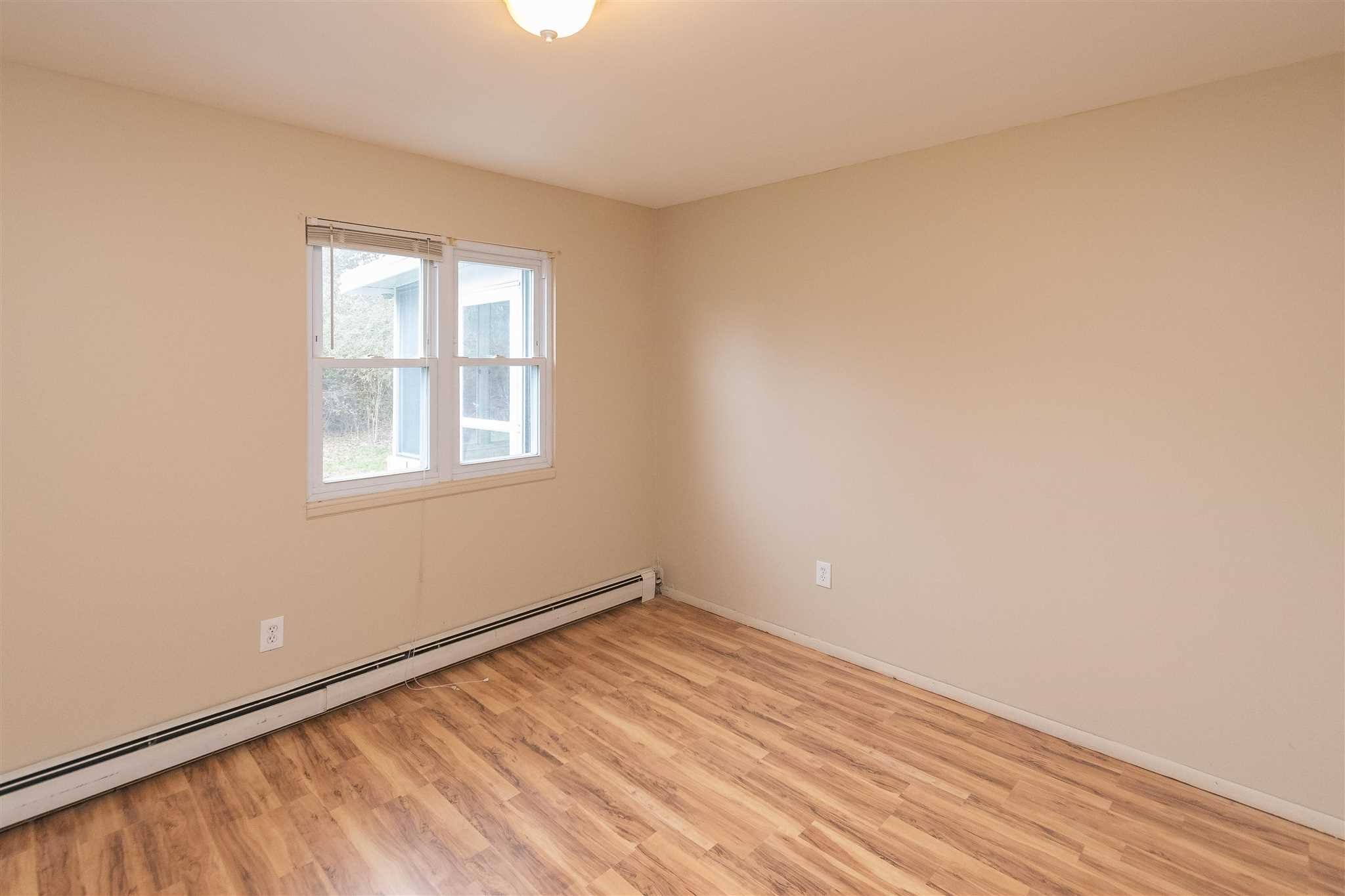 6 McGrath Terrace Fishkill, NY 12524 - Photo 32 of 38 an empty room with a window