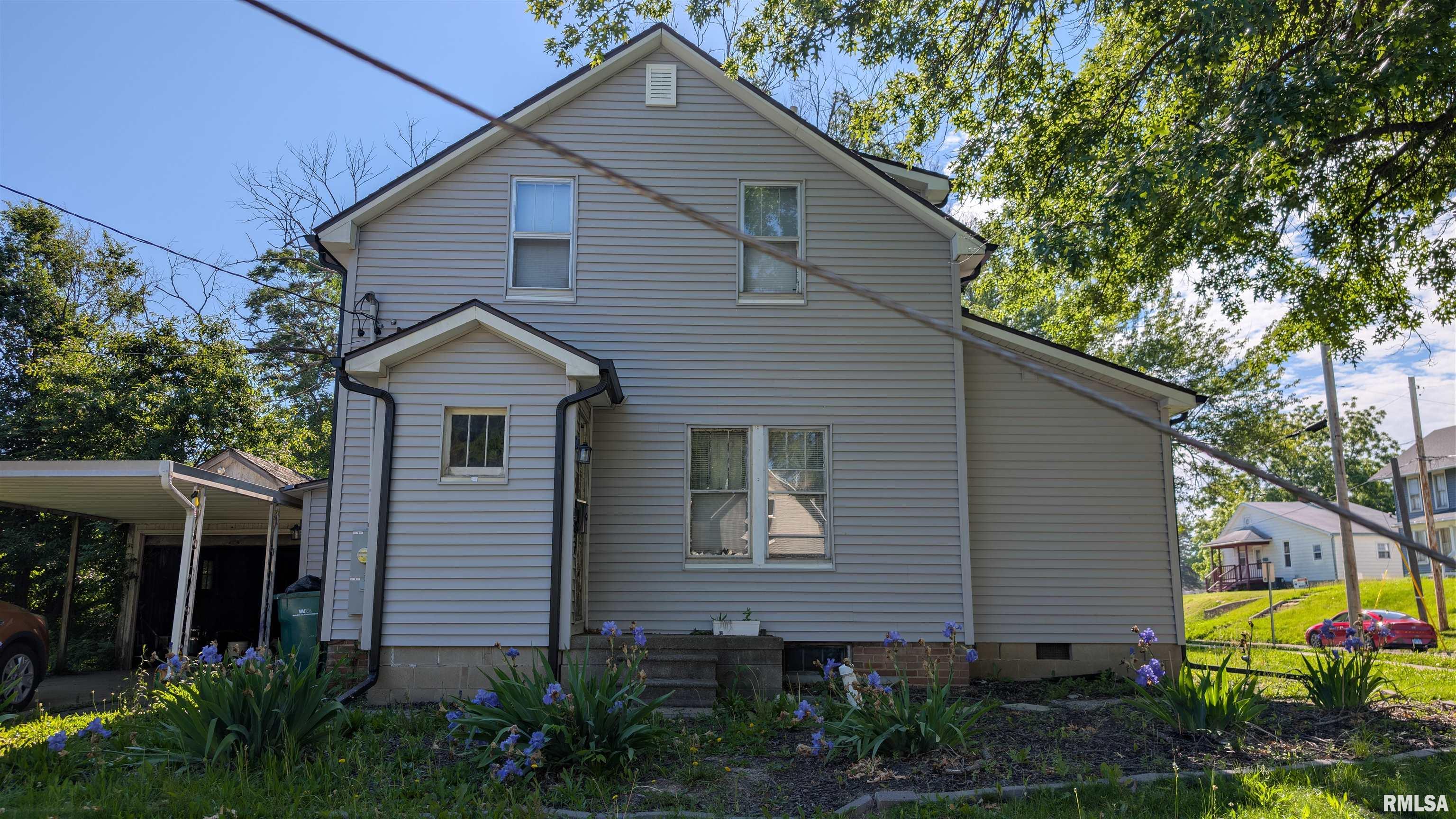 432 West Calhoun Street Macomb, IL 61455 - Photo 1 of 26