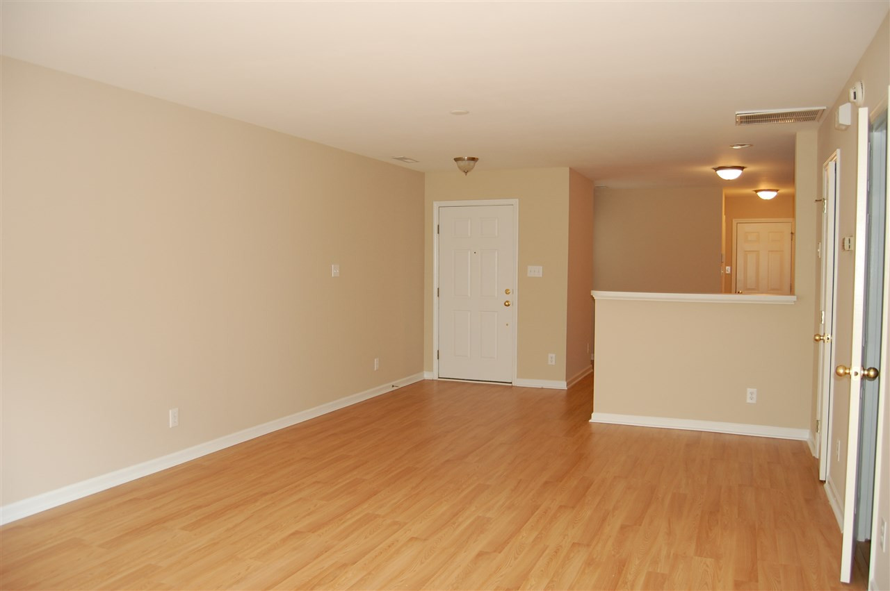 116 Student Place Durham, NC 27713 - Photo 6 of 14 Living Room