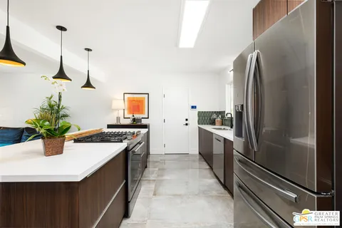 $785,000 | 2405 East Francis Drive, Palm Springs, CA 92262