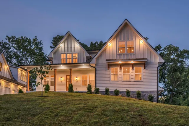 $1,699,000 | 5441 Wakefield Drive, Nashville, TN 37220