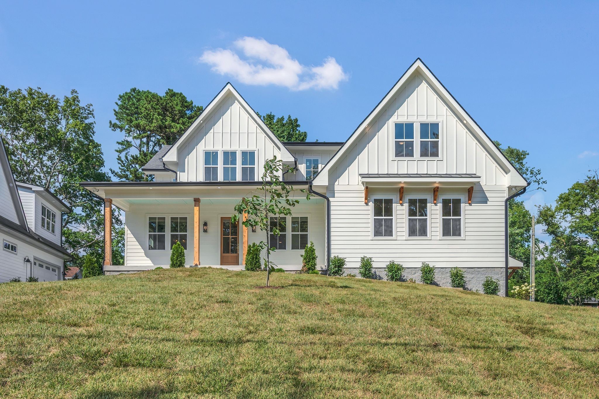 5441 Wakefield Drive Nashville, TN 37220 - Photo 58 of 72 a front view of a house with a yard