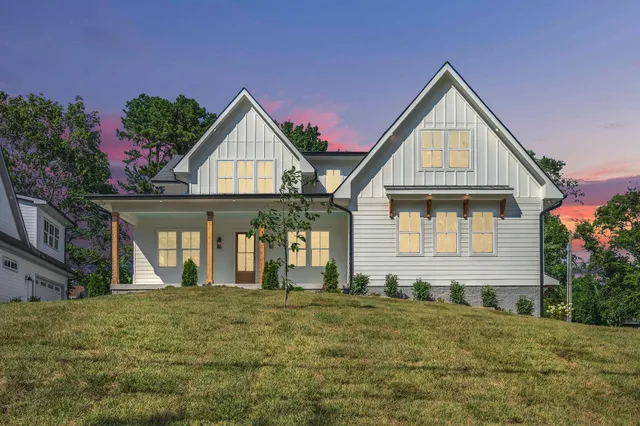 $1,699,000 | 5441 Wakefield Drive, Nashville, TN 37220
