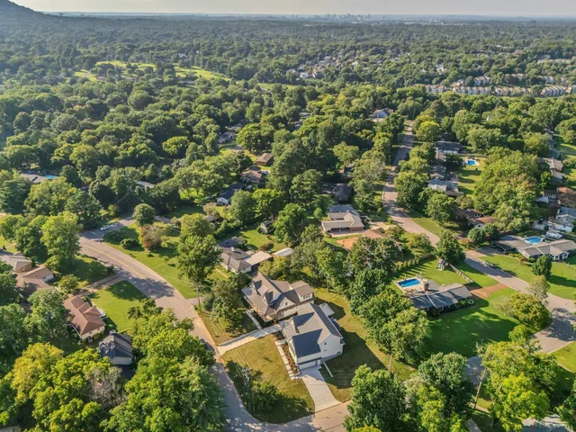 $1,699,000 | 5441 Wakefield Drive, Nashville, TN 37220