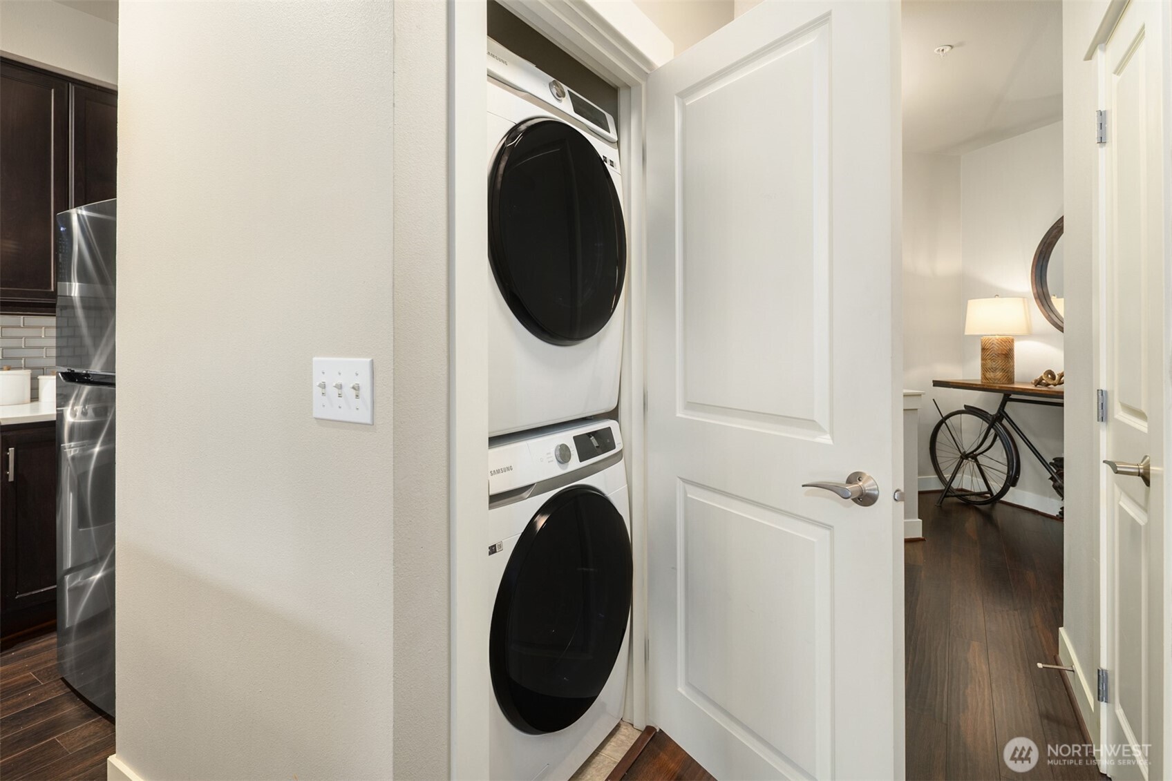 15700 116th Avenue Northeast, Unit 404 Bothell, WA 98011 - Photo 26 of 31 a utility room with dryer and washer