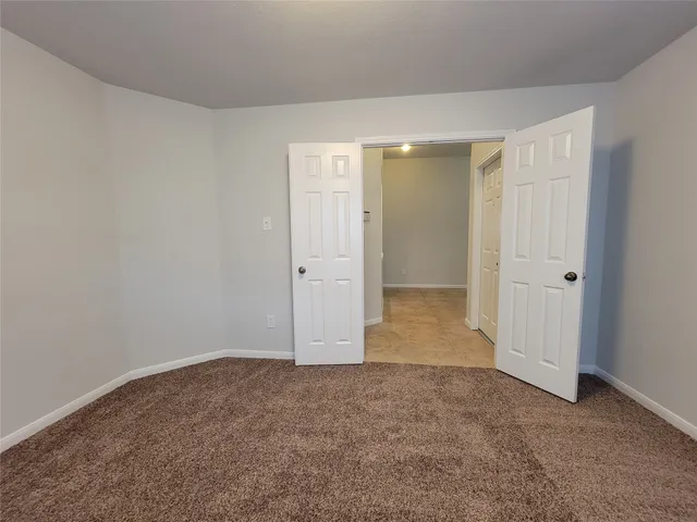 $1,999 | 2723 Wild Oak Park Drive, Conroe, TX 77385