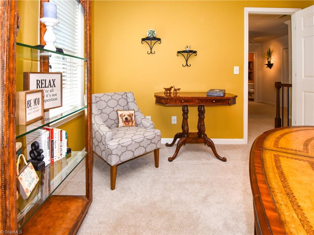 4017 Preswick Court High Point, NC 27265 - Photo 23 of 36